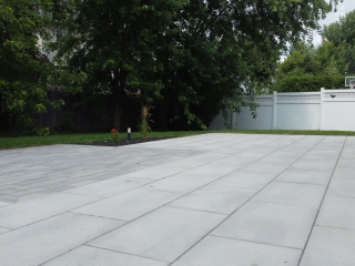 Interlock Patio by RIVERMIST using Techo-Bloc Blu Grande