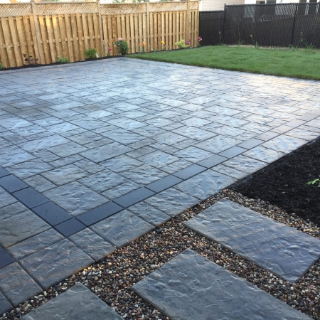 Interlock patio with Blu60