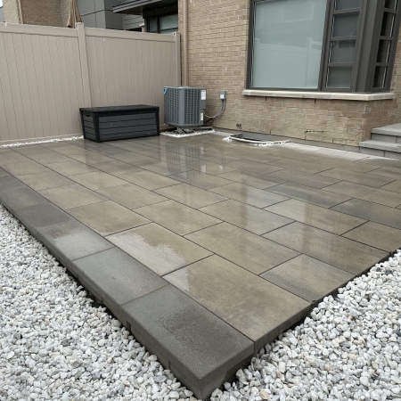 Interlock patio using Blu Grande